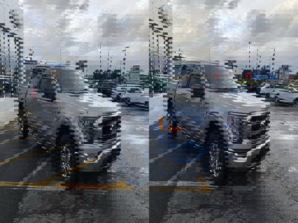 Used 2021 Ford F150 XLT w/ Equipment Group 302A High image 7