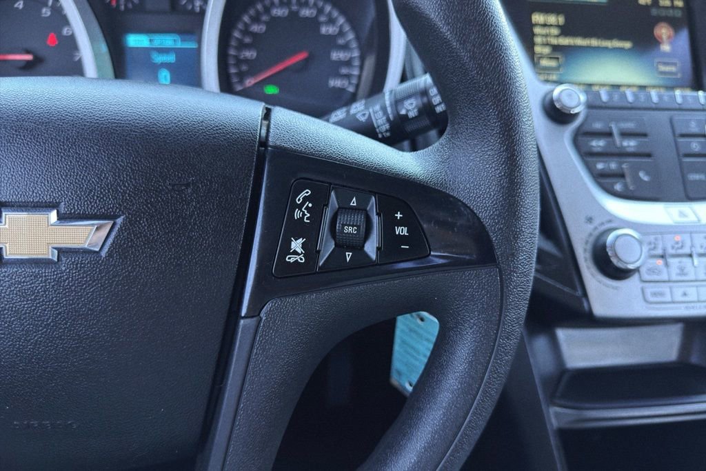 Used 2017 Chevrolet Equinox LS image 6