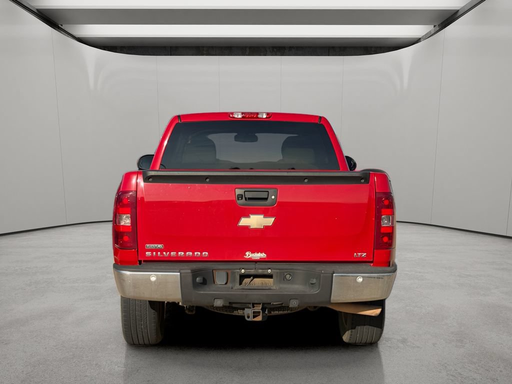 Used 2011 Chevrolet Silverado 1500 LTZ w/ LTZ Plus Package RWD image 6