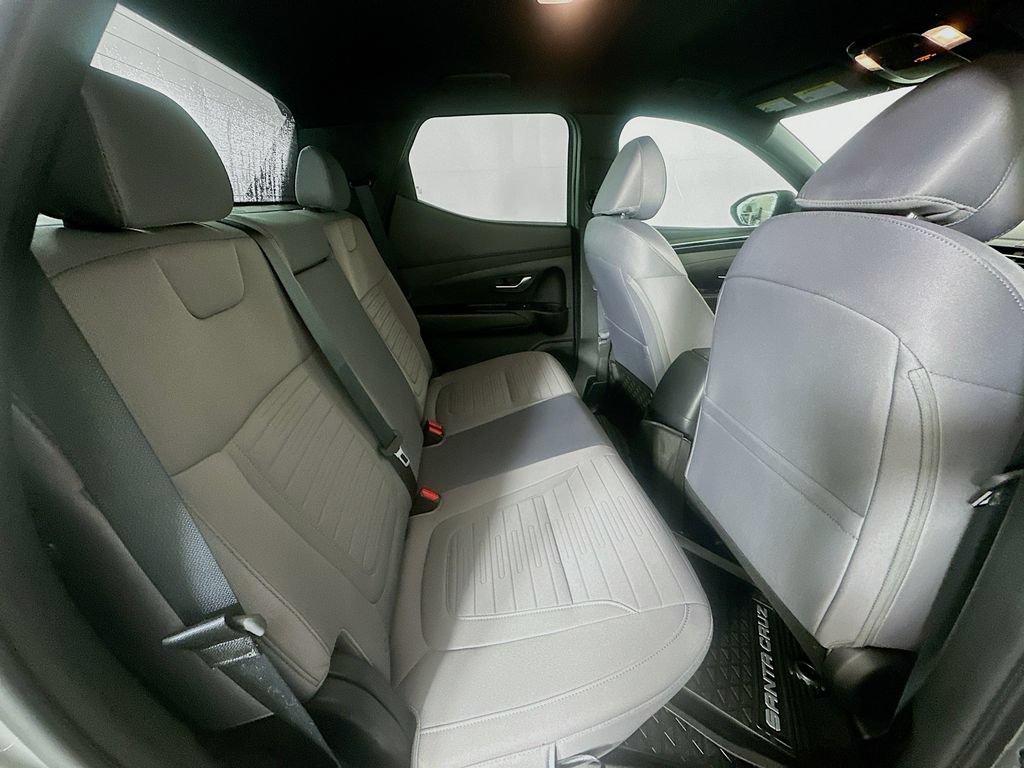 Certified 2024 Hyundai Santa Cruz SE FWD image 21