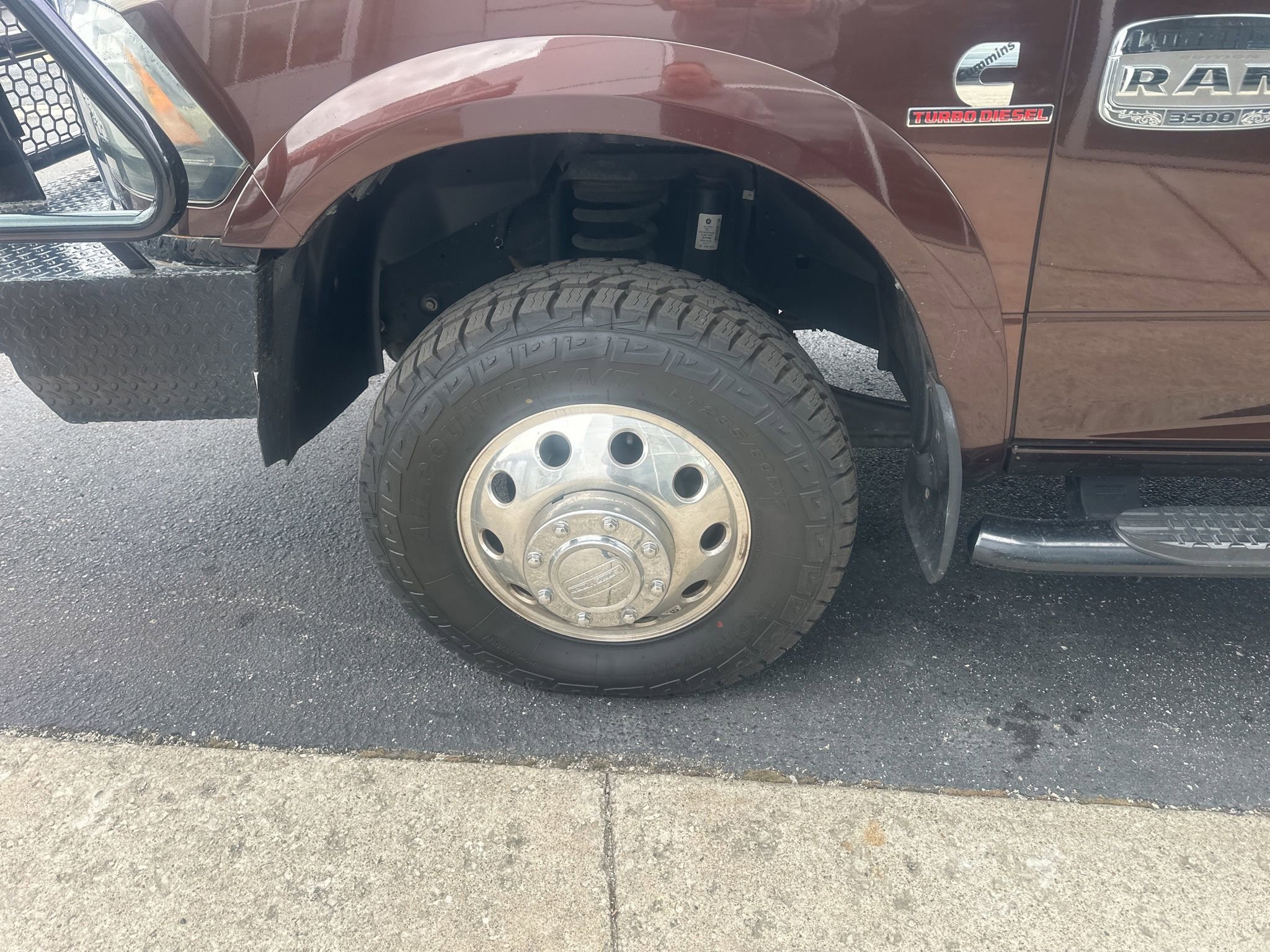 Used 2015 RAM 3500 Laramie Longhorn image 38