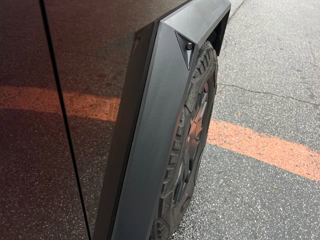 Used 2024 Tesla Cybertruck AWD Crew Cab image 50