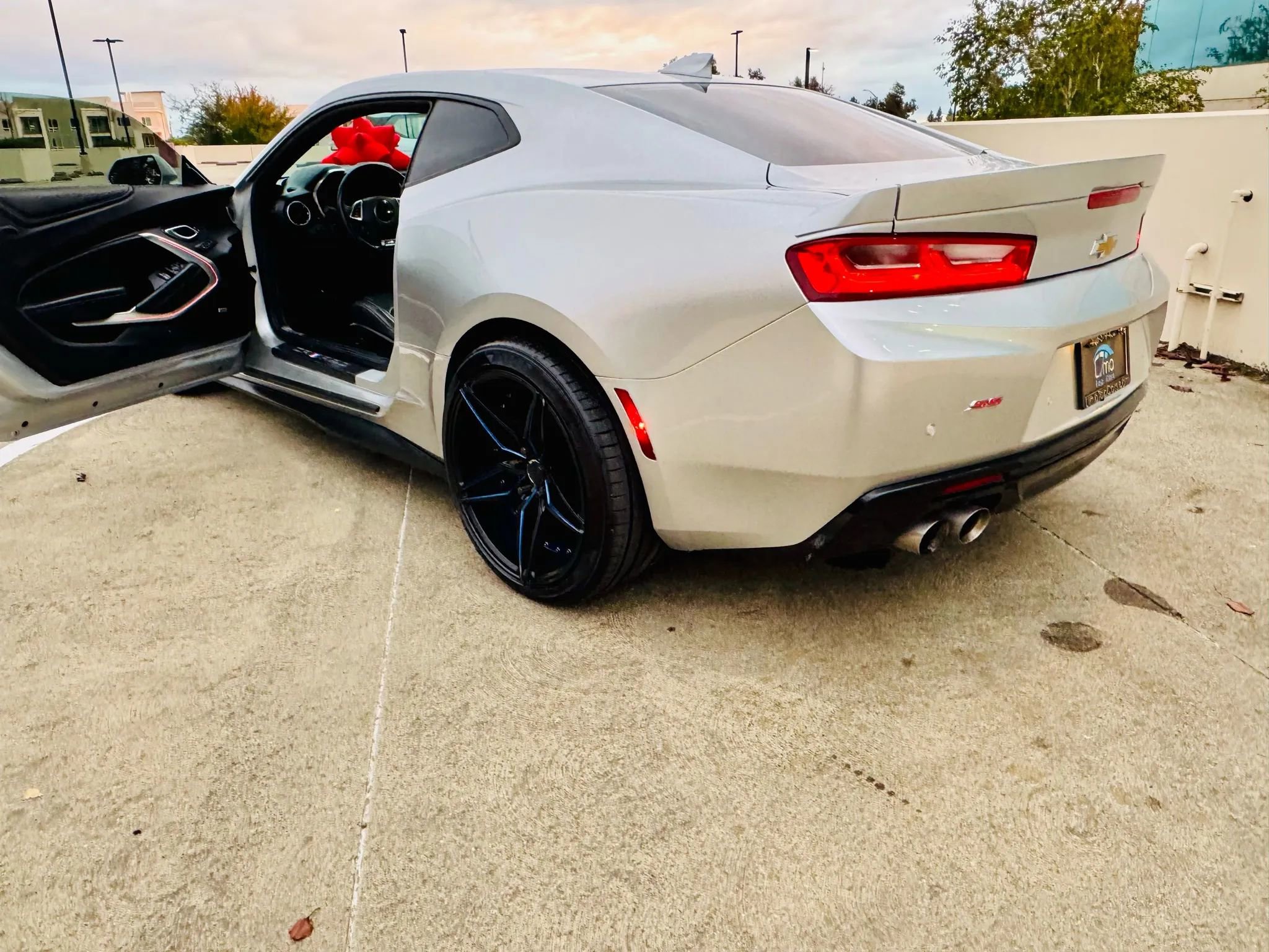 Used 2017 Chevrolet Camaro SS image 46