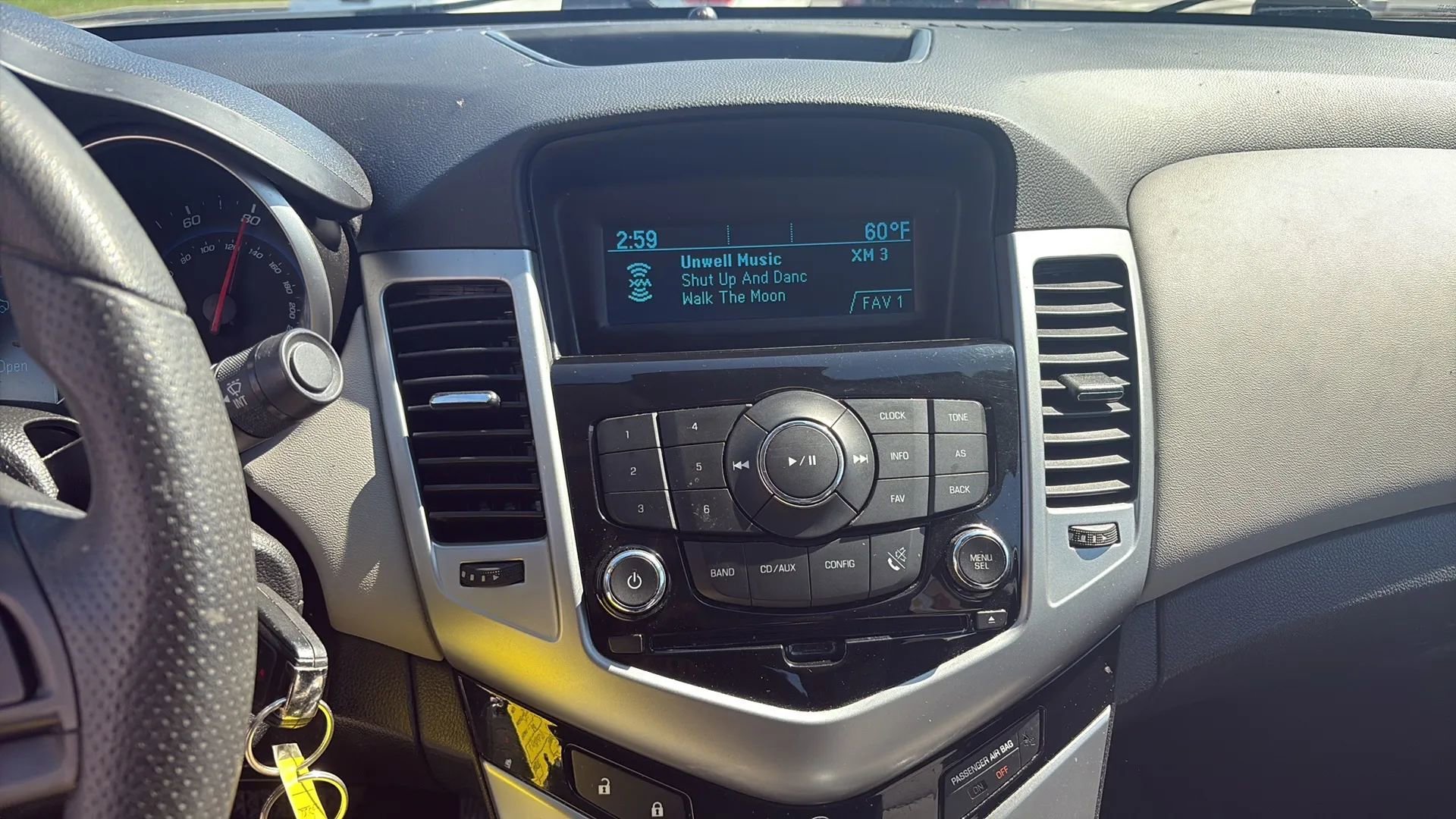 Used 2014 Chevrolet Cruze LS image 15