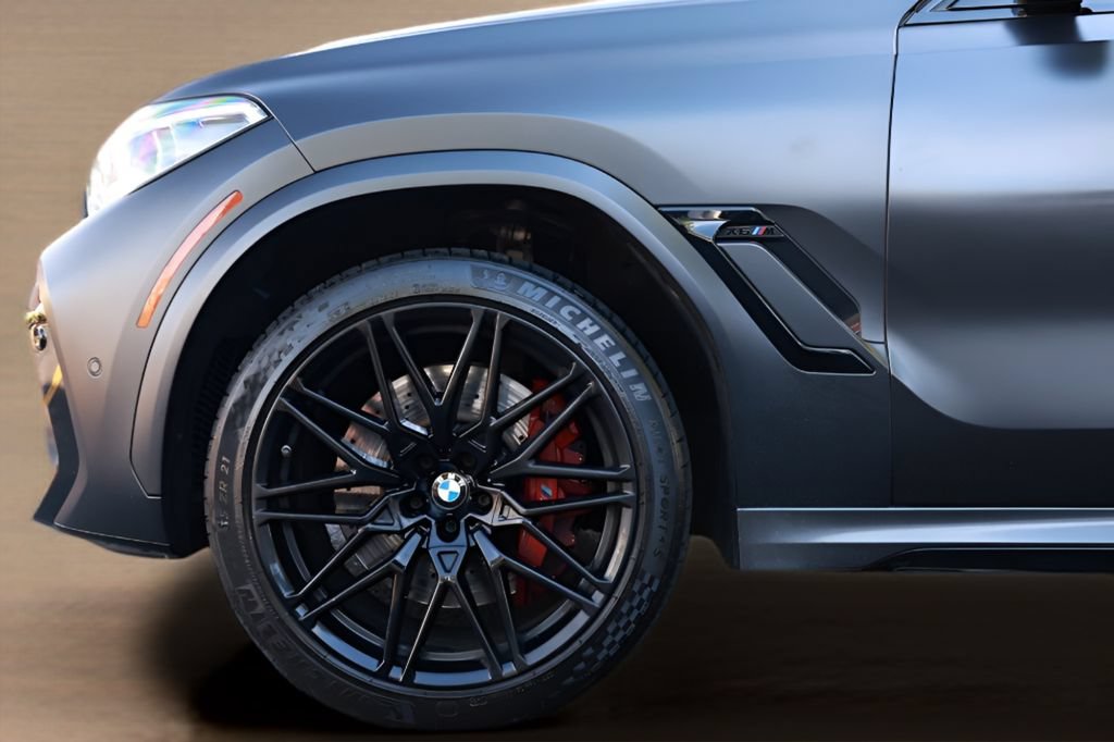 Used 2021 BMW X6 M w/ Competition Package AWD/4WD image 12