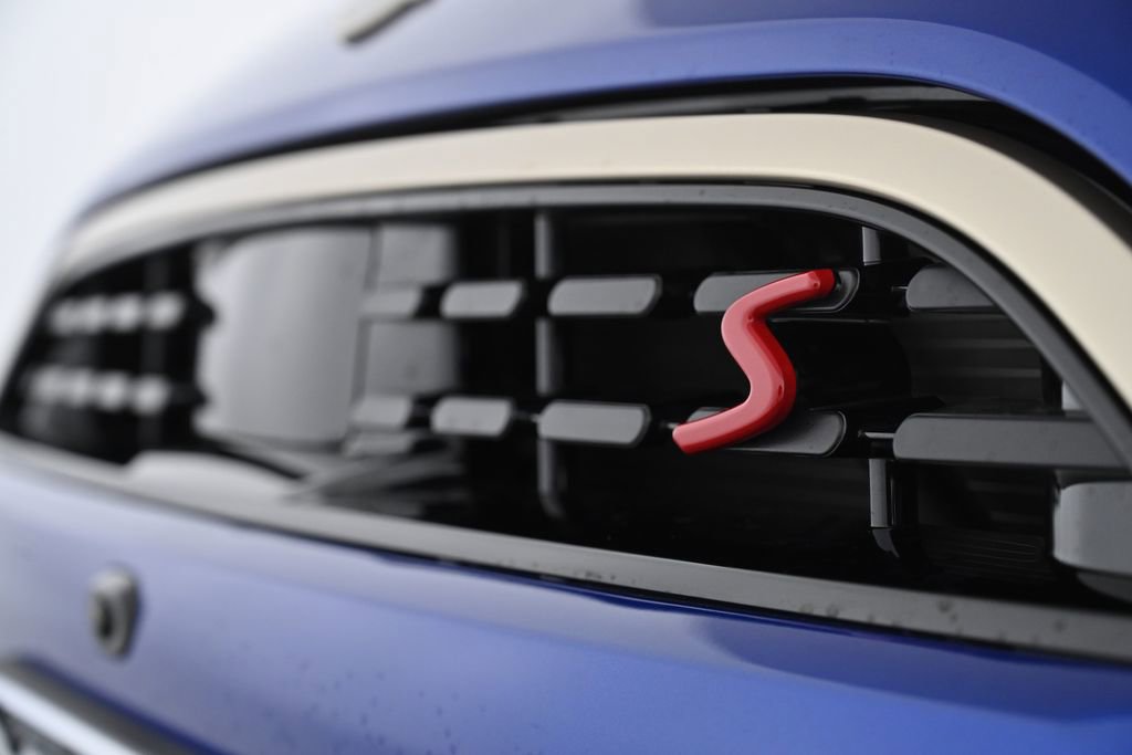 Certified 2025 MINI Cooper S image 12