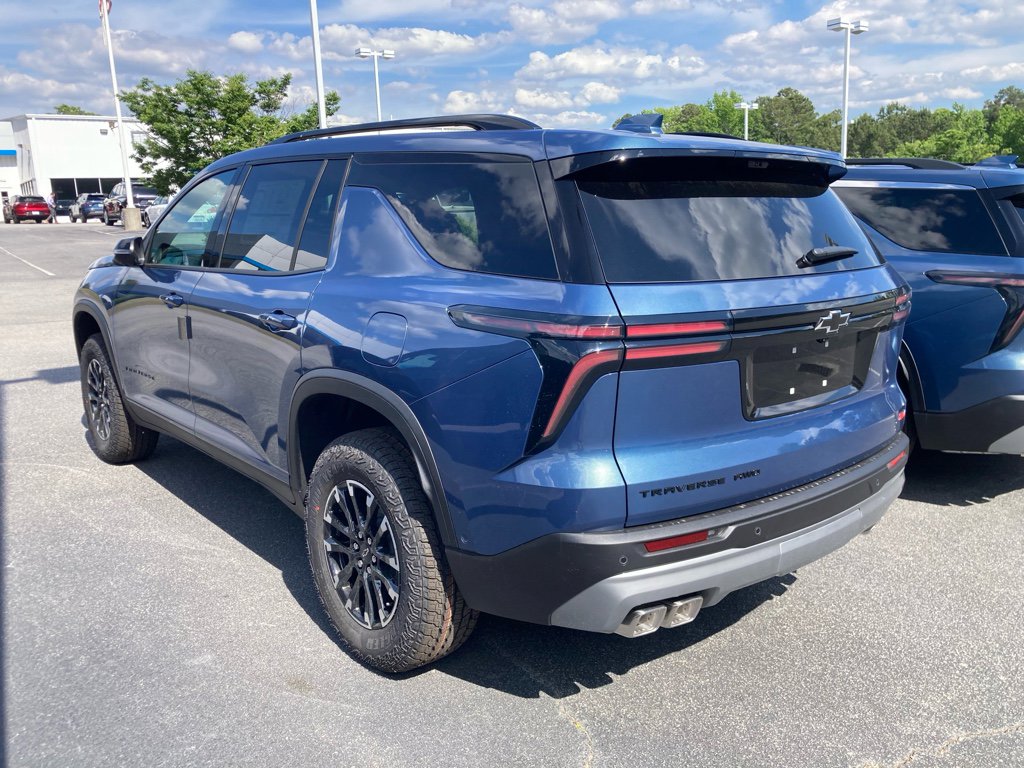 New 2026 Chevrolet Traverse Z71 AWD/4WD image 4