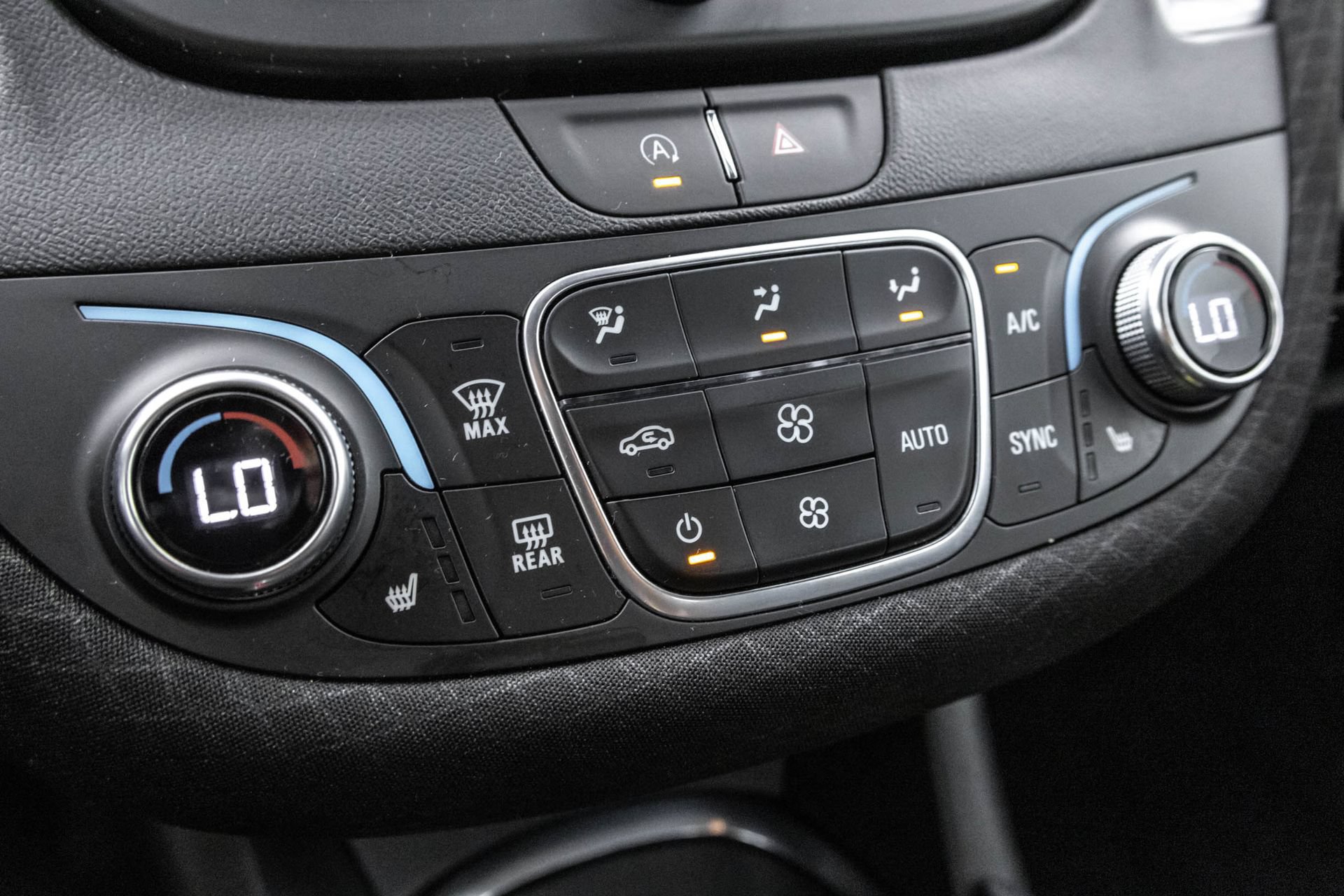 Used 2025 Chevrolet Malibu LT FWD image 29