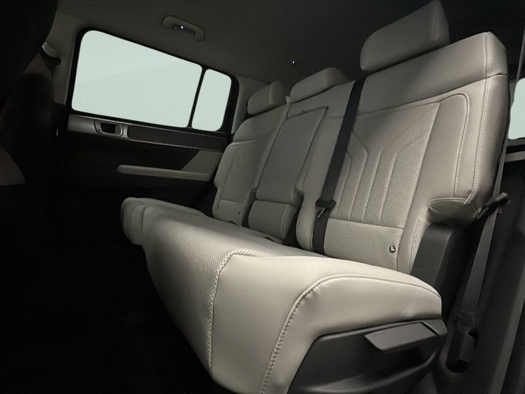 New 2026 Hyundai Santa Fe SEL AWD/4WD image 11