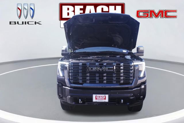 Used 2024 GMC Sierra 3500 Denali Ultimate AWD/4WD image 9