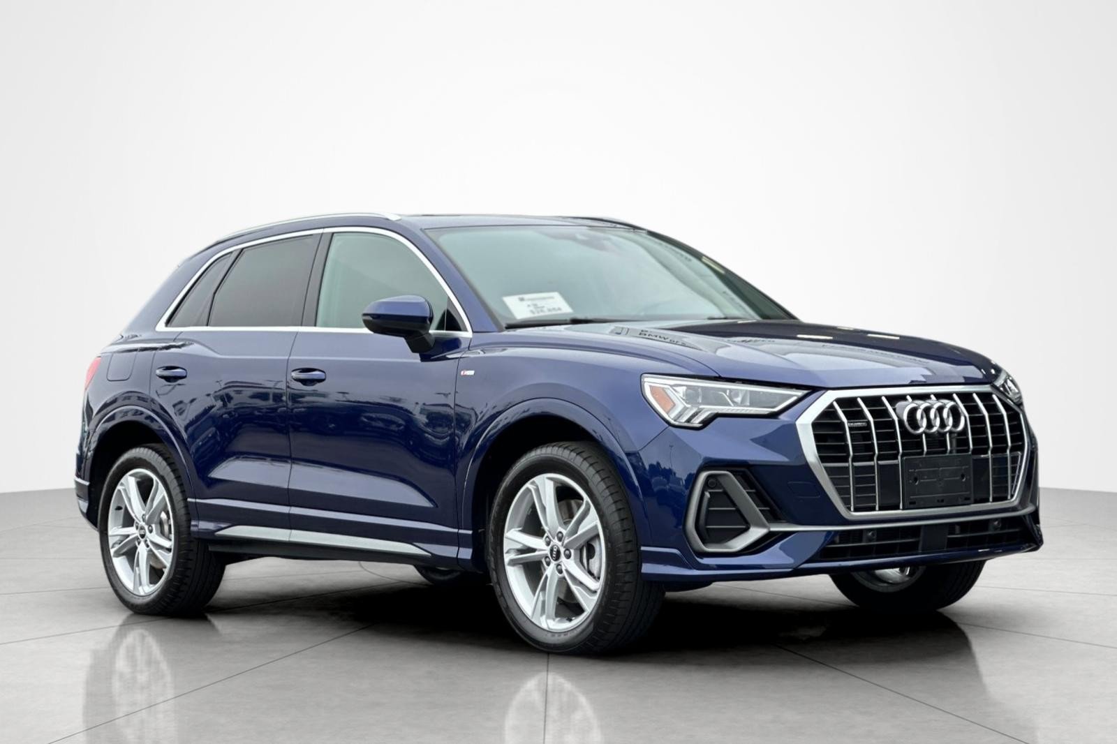 Used 2022 Audi Q3 2.0T Premium Plus AWD/4WD image 7
