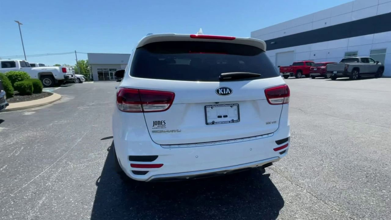 Used 2018 Kia Sorento SX FWD image 2