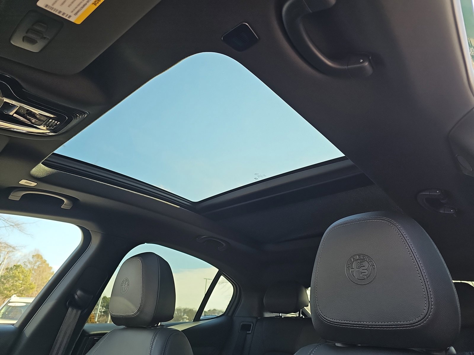 New 2025 Alfa Romeo Stelvio Sprint w/ Veloce Package image 31