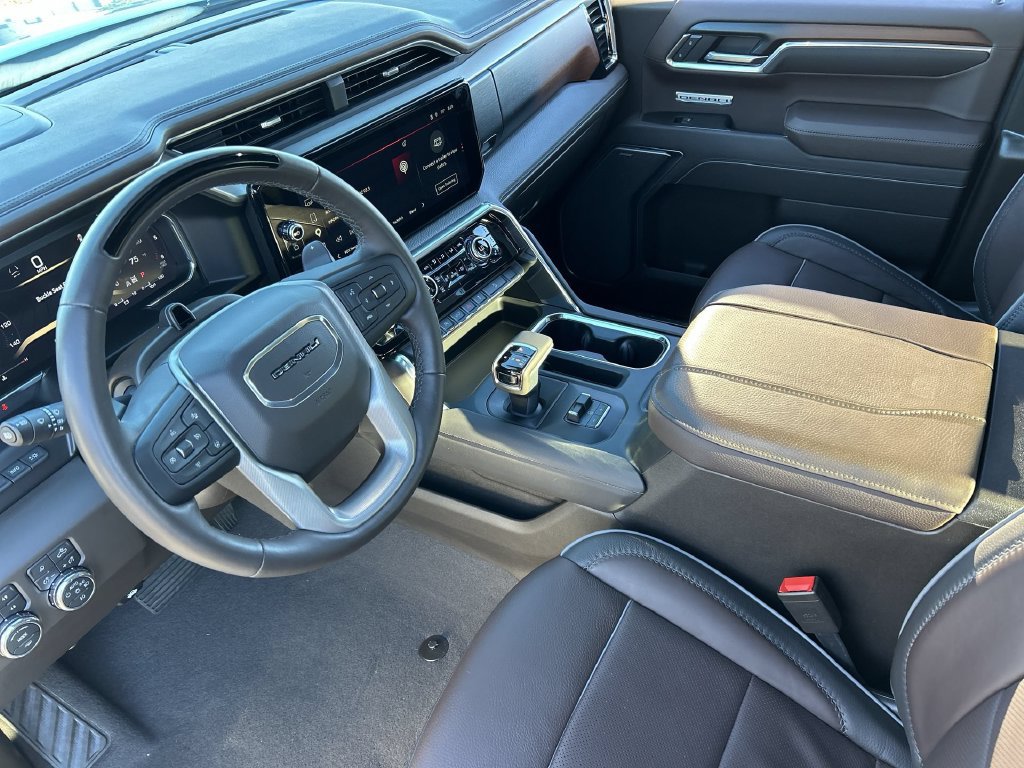 Used 2026 GMC Sierra 1500 Denali AWD/4WD image 10