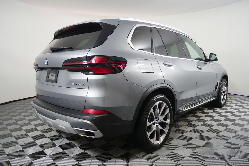 Used 2025 BMW X5 xDrive40i image 3