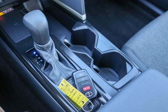 Used 2025 Toyota Camry LE image 20