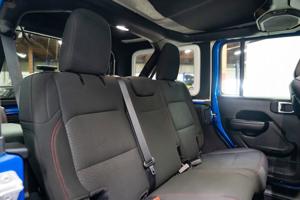 Used 2021 Jeep Wrangler Unlimited Rubicon image 31