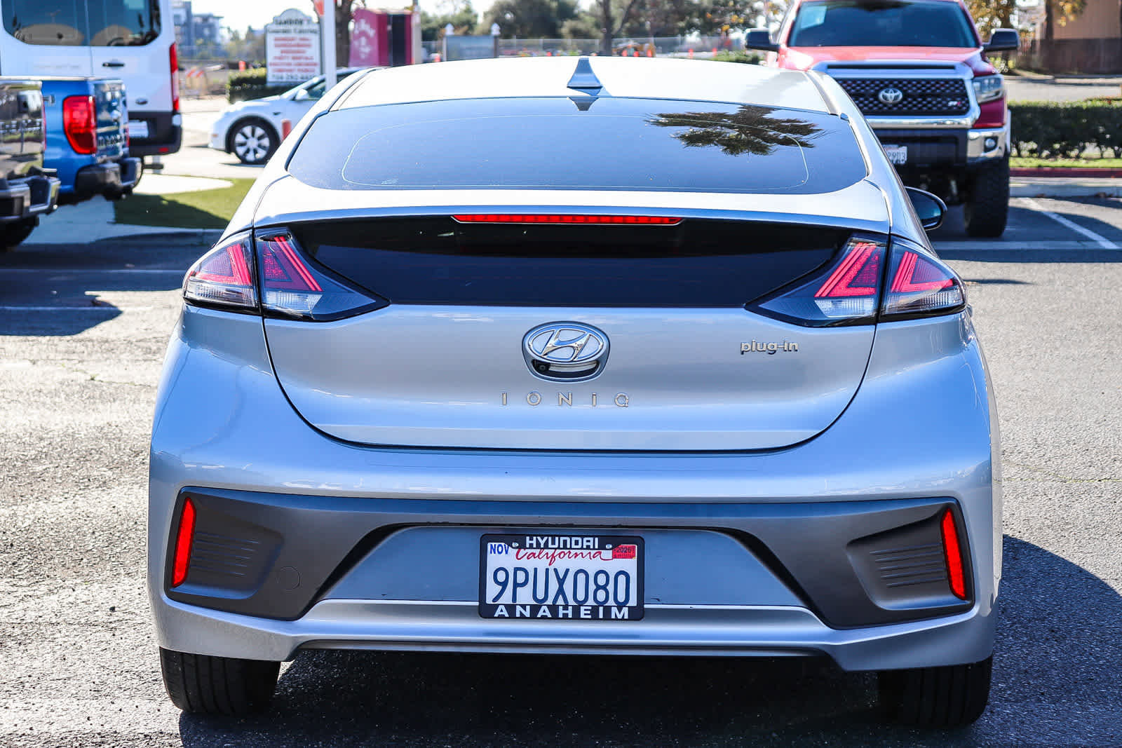 Used 2022 Hyundai Ioniq SE image 7