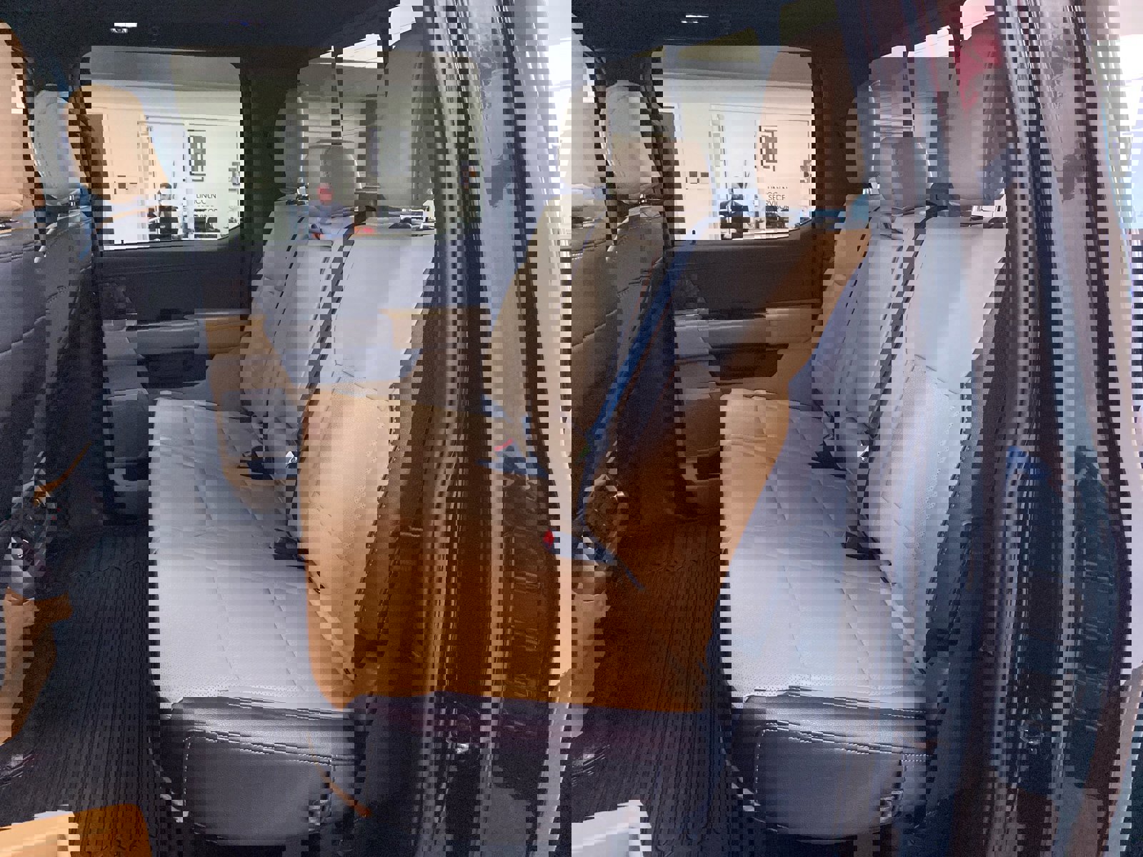 Certified 2025 Ford F350 Lariat w/ Lariat Ultimate Package image 9