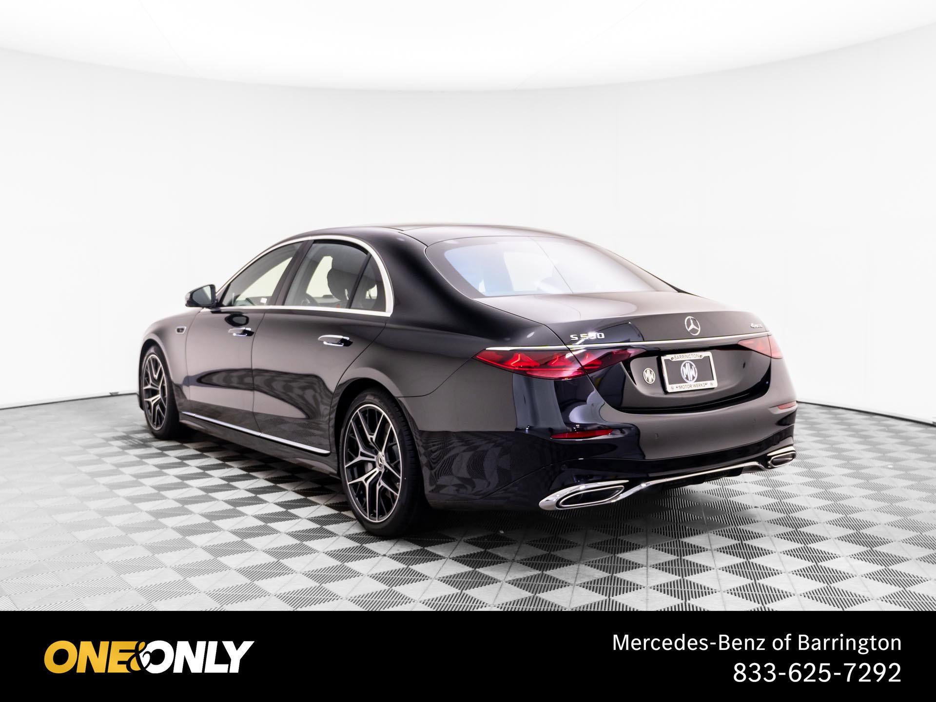 New 2027 Mercedes-Benz S 580 4MATIC Sedan image 3