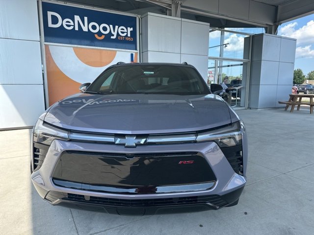 New 2025 Chevrolet Blazer EV RS image 2