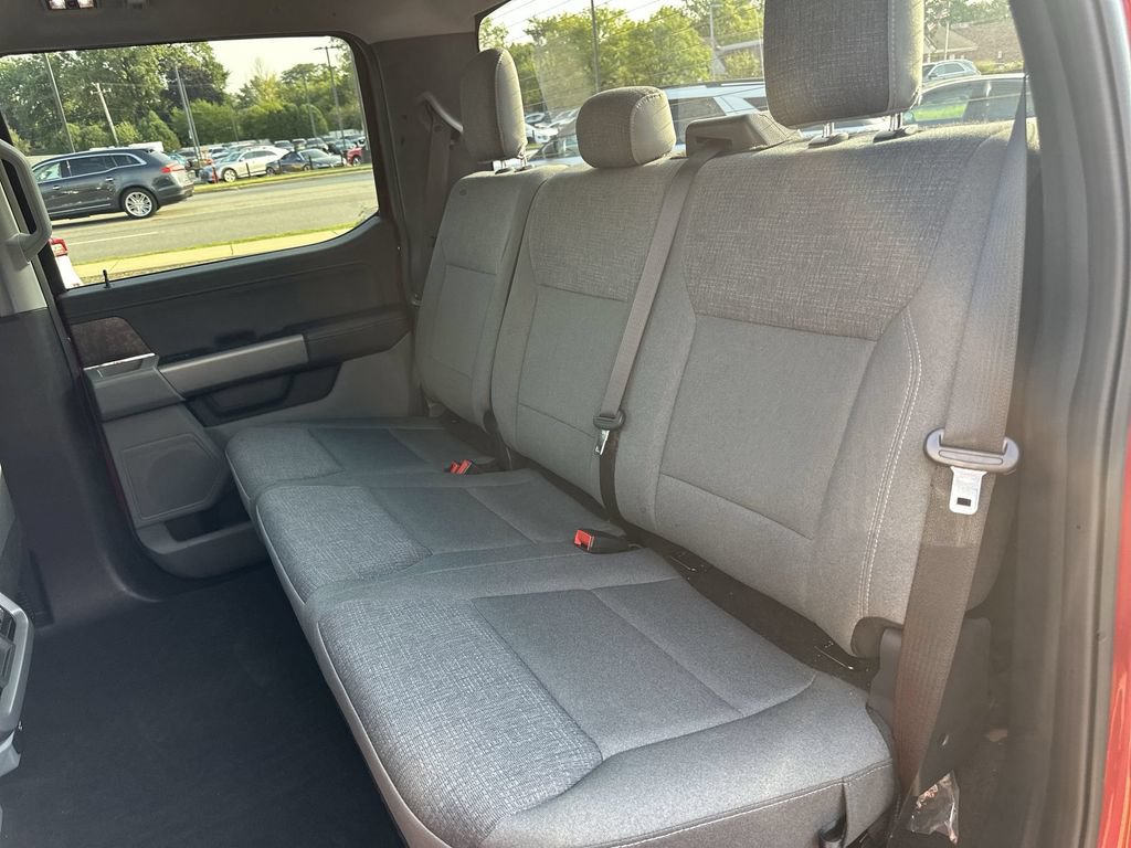 Used 2025 Ford F150 Lightning XLT AWD/4WD image 25