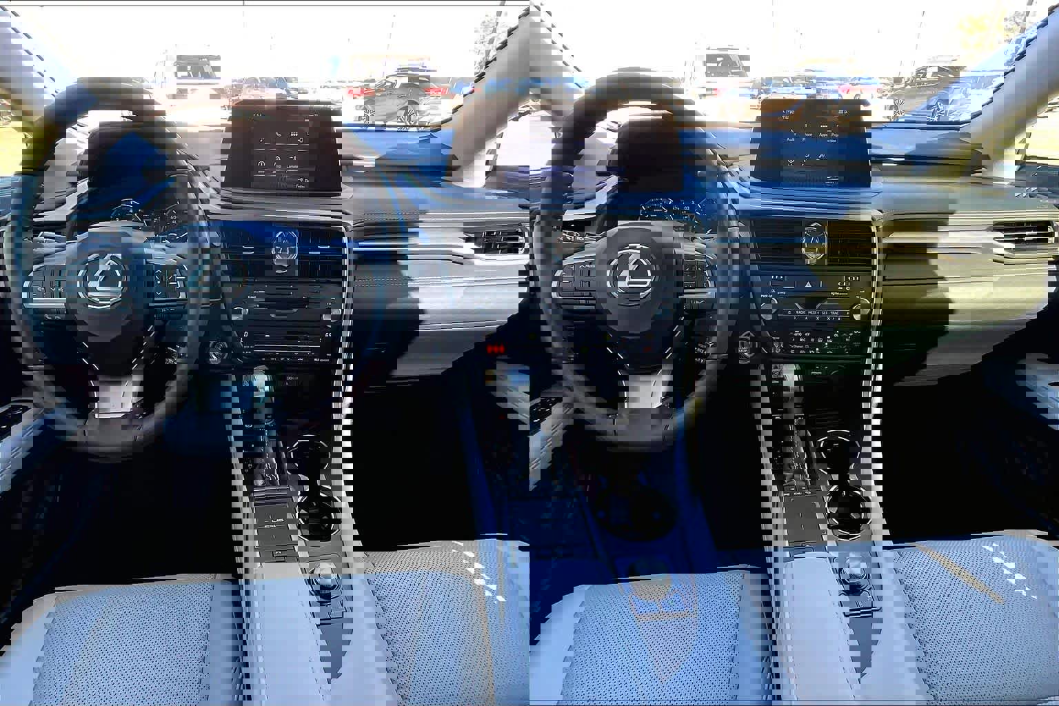 Used 2022 Lexus RX 350 FWD w/ Premium Package image 16