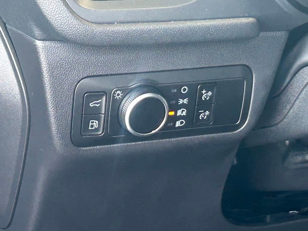 Used 2025 Ford Escape ST-Line w/ Equipment Group 301A image 36