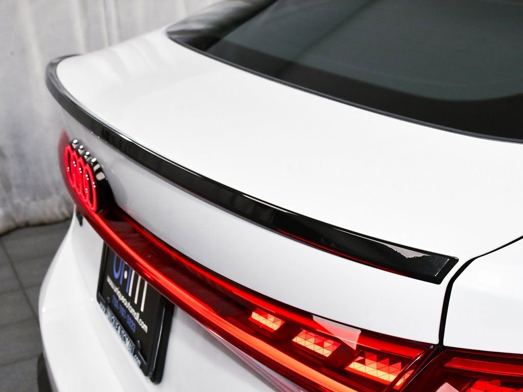 Used 2025 Audi S6 e-tron Prestige w/ 21" Black Optic Package AWD/4WD image 94