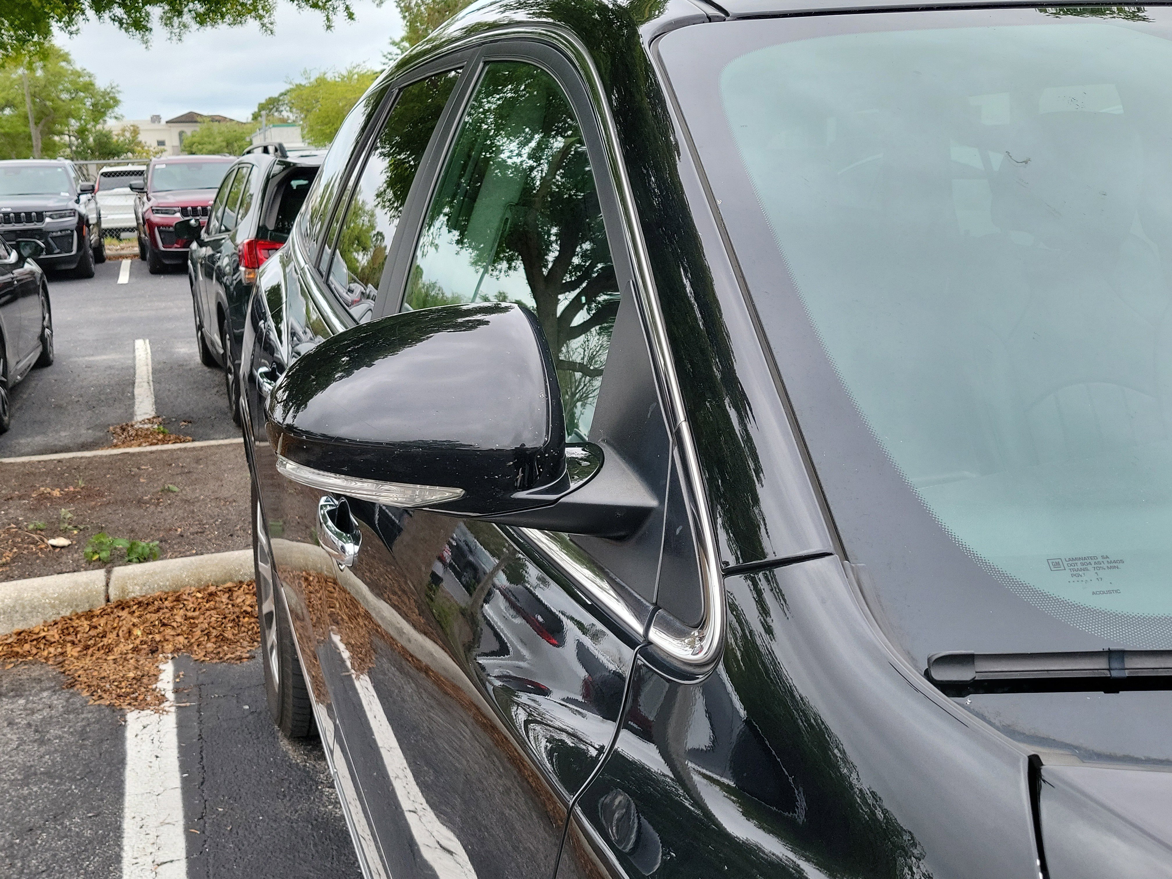 Used 2017 Buick Enclave Premium w/ Experience Buick Package image 9