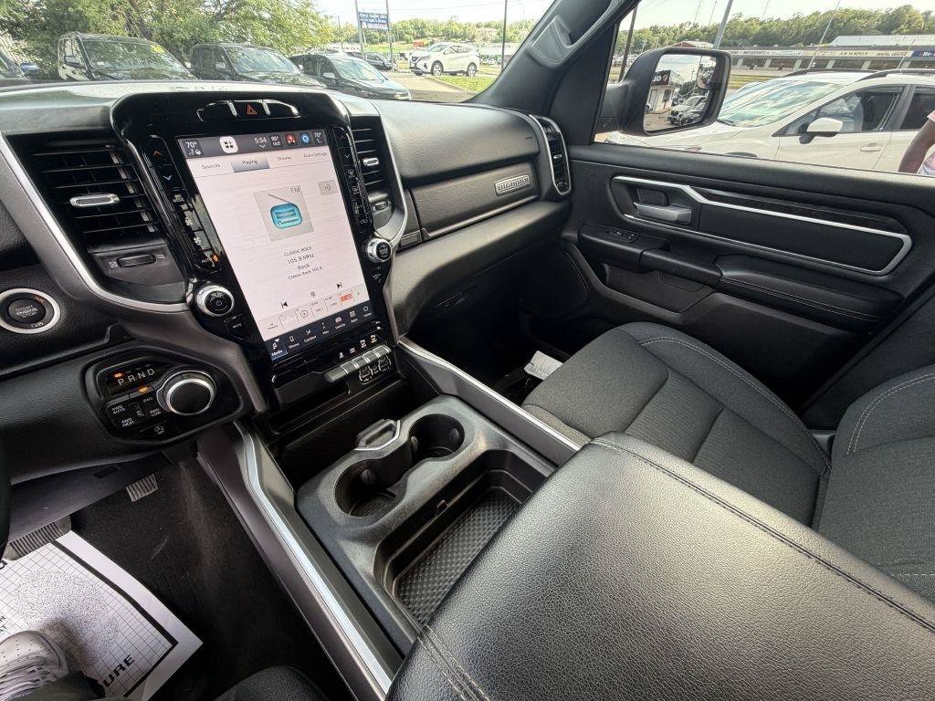 Used 2023 RAM 1500 Big Horn AWD/4WD image 16