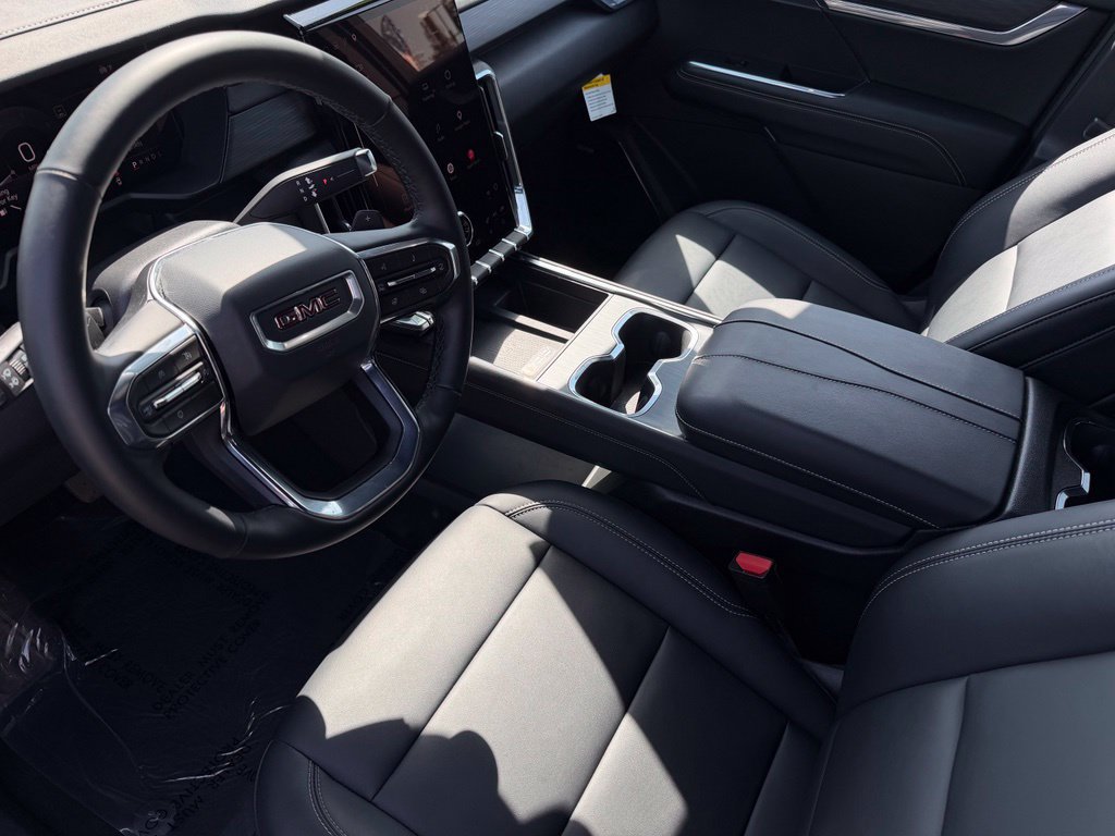 Used 2026 GMC Acadia Elevation w/ Elevation Premium Package FWD image 17