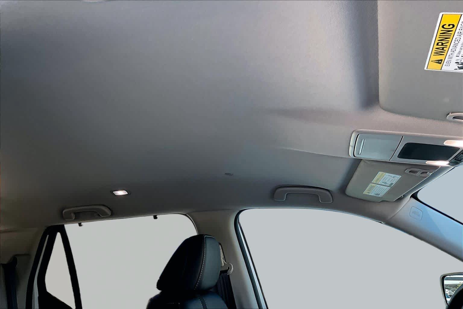 Used 2025 Honda Pilot EX-L image 14