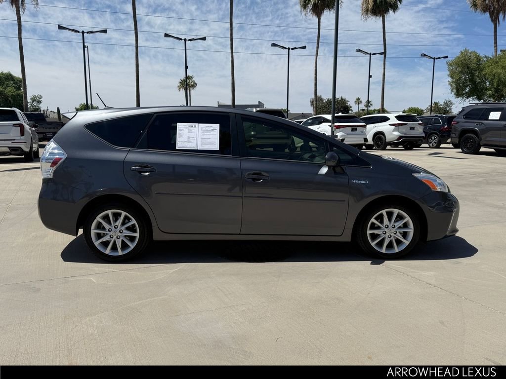 Used 2012 Toyota Prius V Five FWD image 8