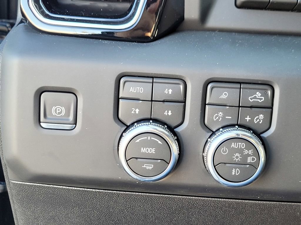 New 2026 GMC Sierra 2500 Denali Ultimate w/ Max Trailering Package image 24