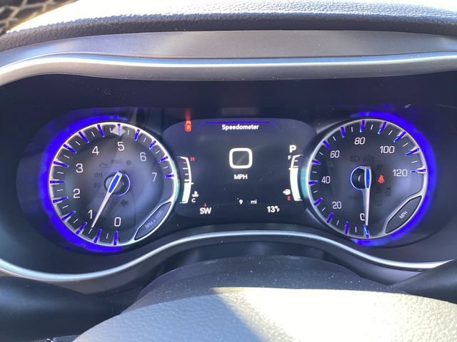 New 2026 Chrysler Pacifica Select FWD image 16