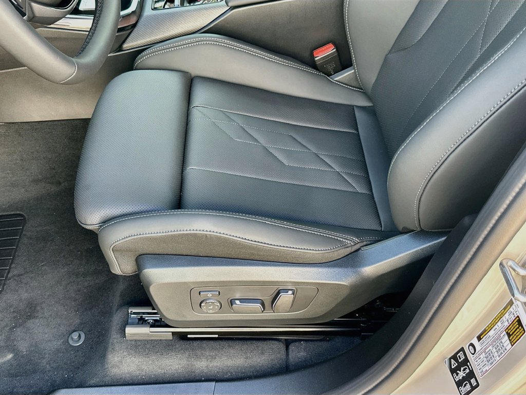 New 2026 BMW X3 xDrive30i w/ Premium Package AWD/4WD image 19