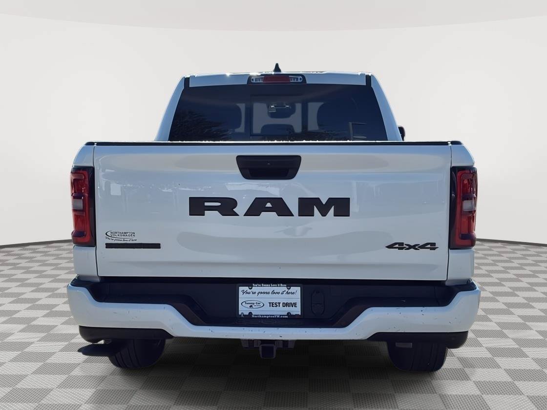 Used 2025 RAM 1500 Big Horn AWD/4WD image 7