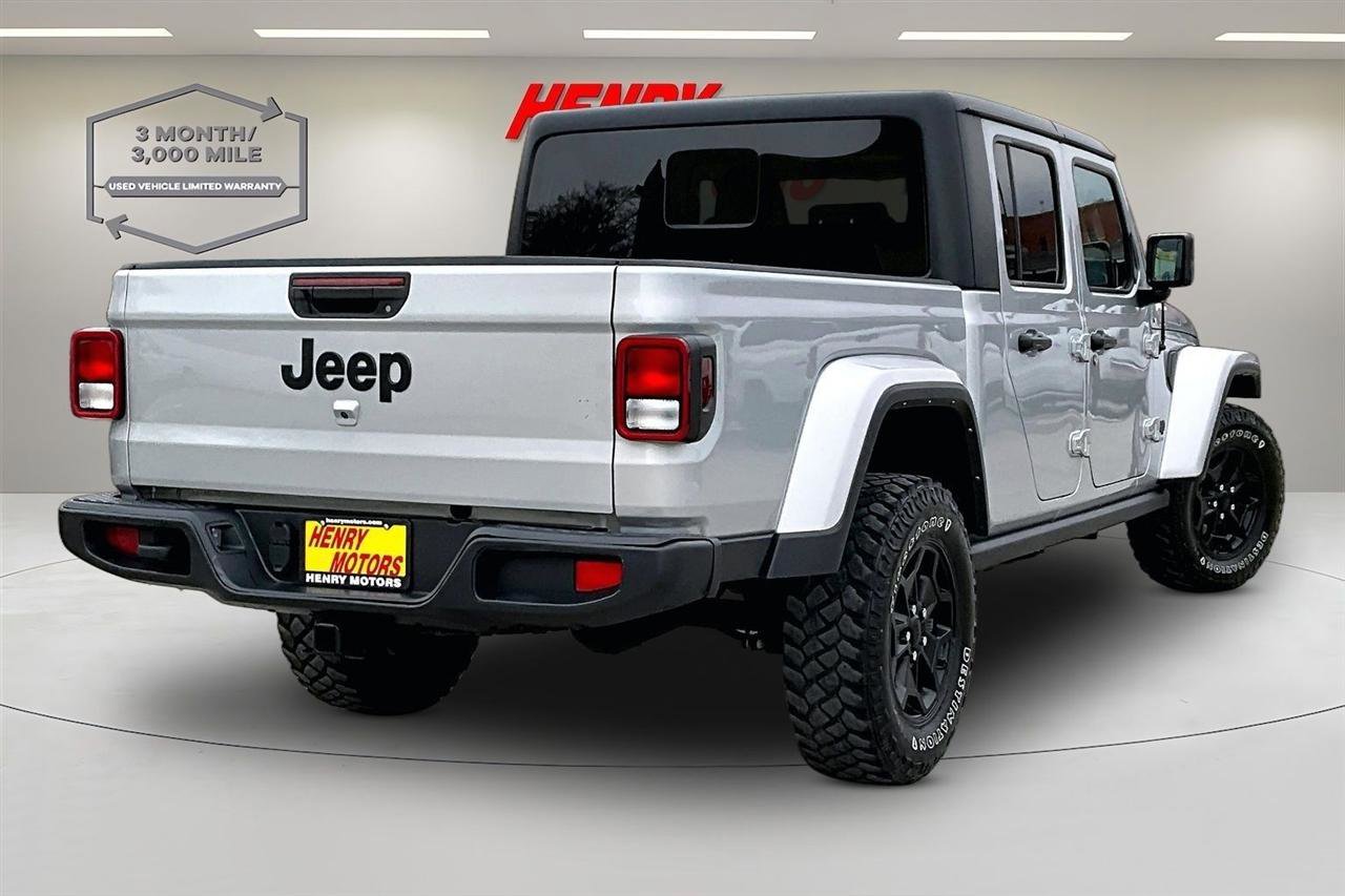 Used 2022 Jeep Gladiator Sport image 7