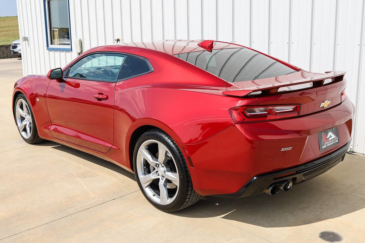 Used 2016 Chevrolet Camaro SS image 3