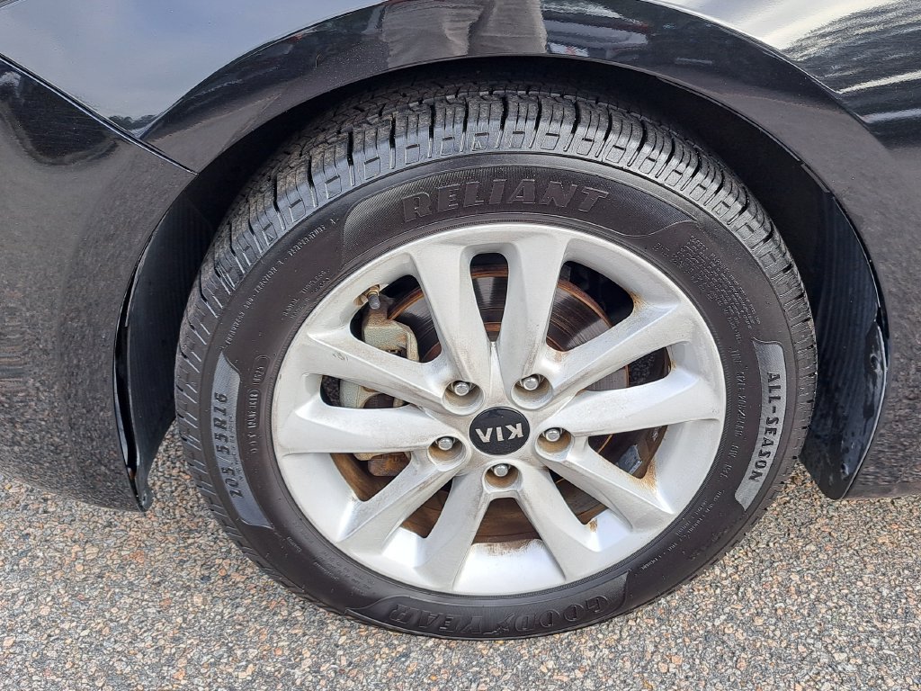 Used 2017 Kia Forte LX w/ LX Popular Package FWD image 28