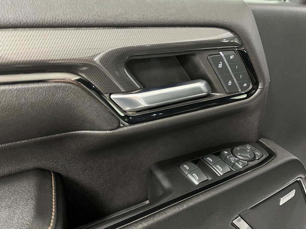 Used 2024 GMC Sierra 2500 AT4 w/ Technology Package image 27