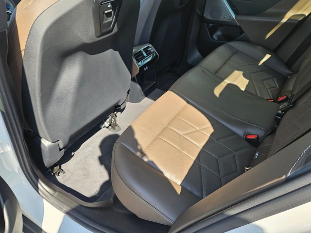 Used 2024 BMW 530i w/ Convenience Package RWD image 18