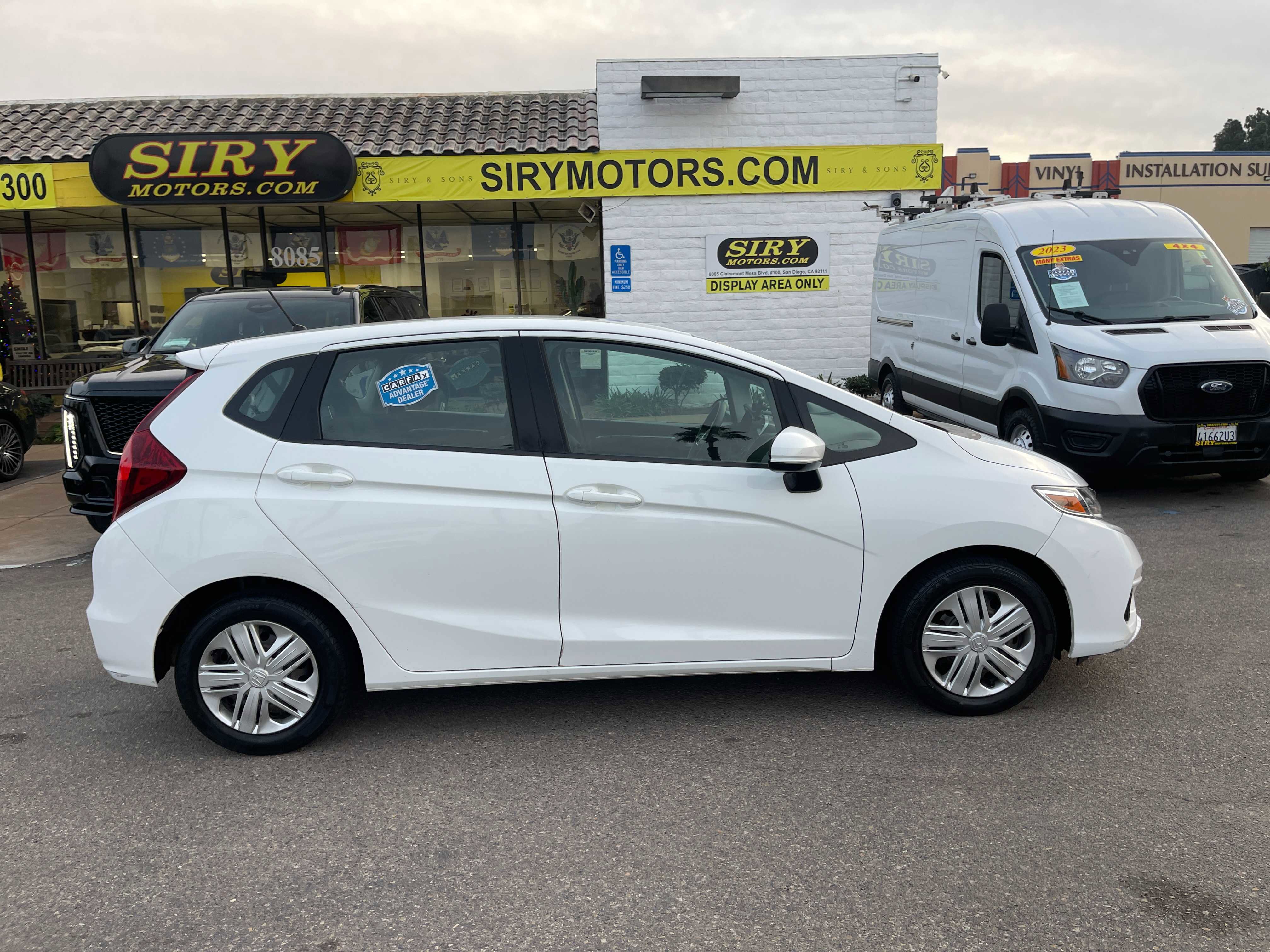 Used 2018 Honda Fit LX image 2