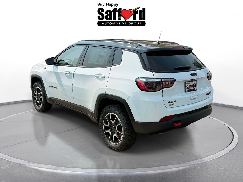 New 2026 Jeep Compass Trailhawk w/ Sun, Sound & Navigation Group AWD/4WD image 6
