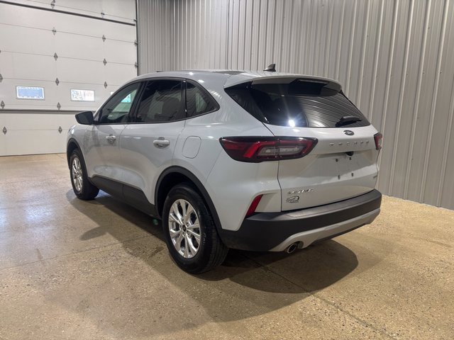 Used 2025 Ford Escape Active image 3