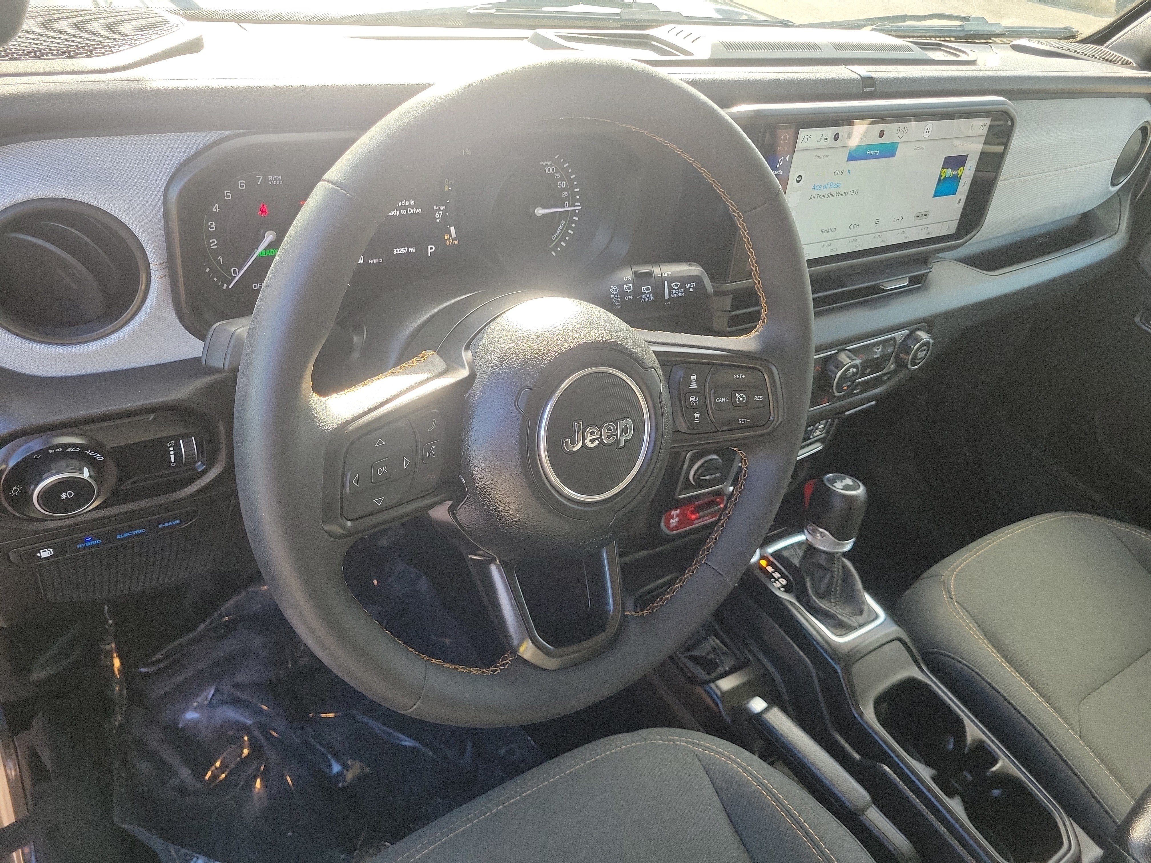 Used 2024 Jeep Wrangler Unlimited AWD/4WD image 9
