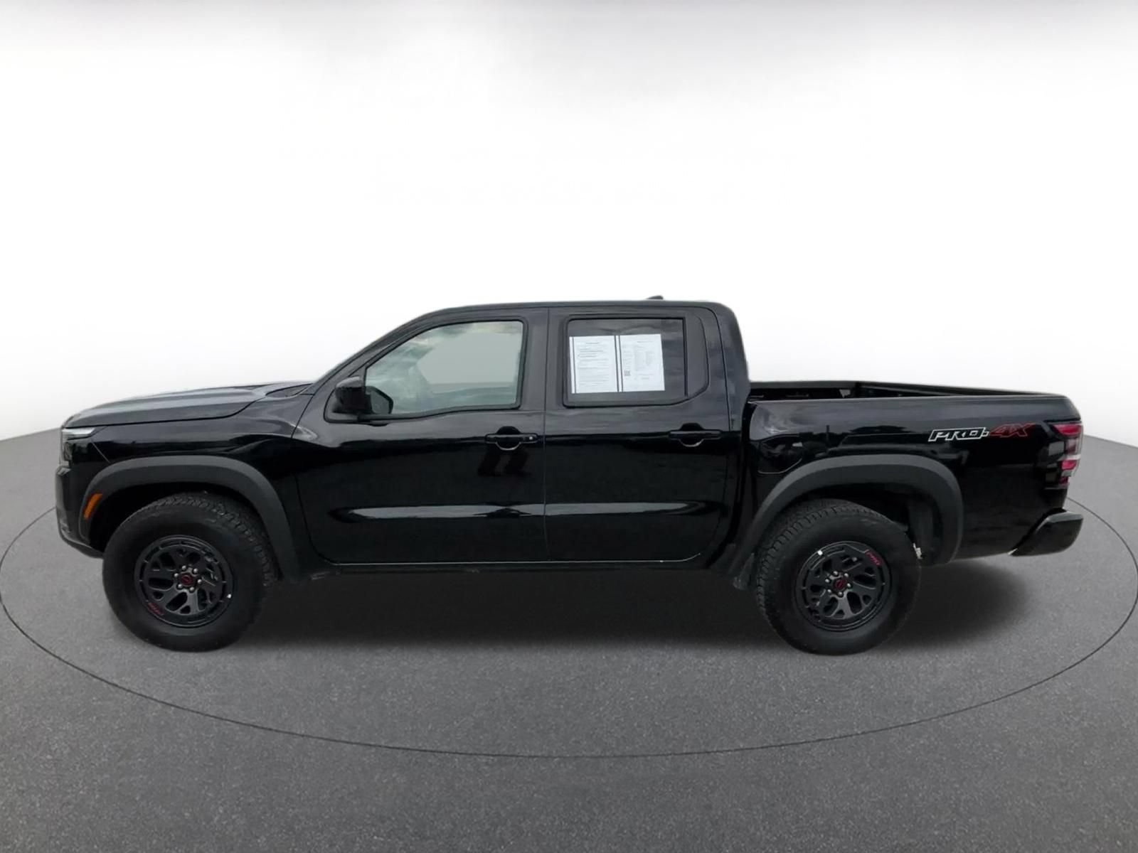 Used 2026 Nissan Frontier PRO-4X AWD/4WD image 8