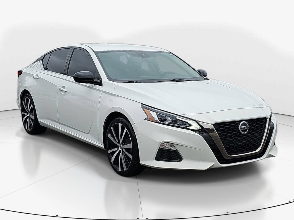 Used 2021 Nissan Altima 2.5 SR FWD image 3