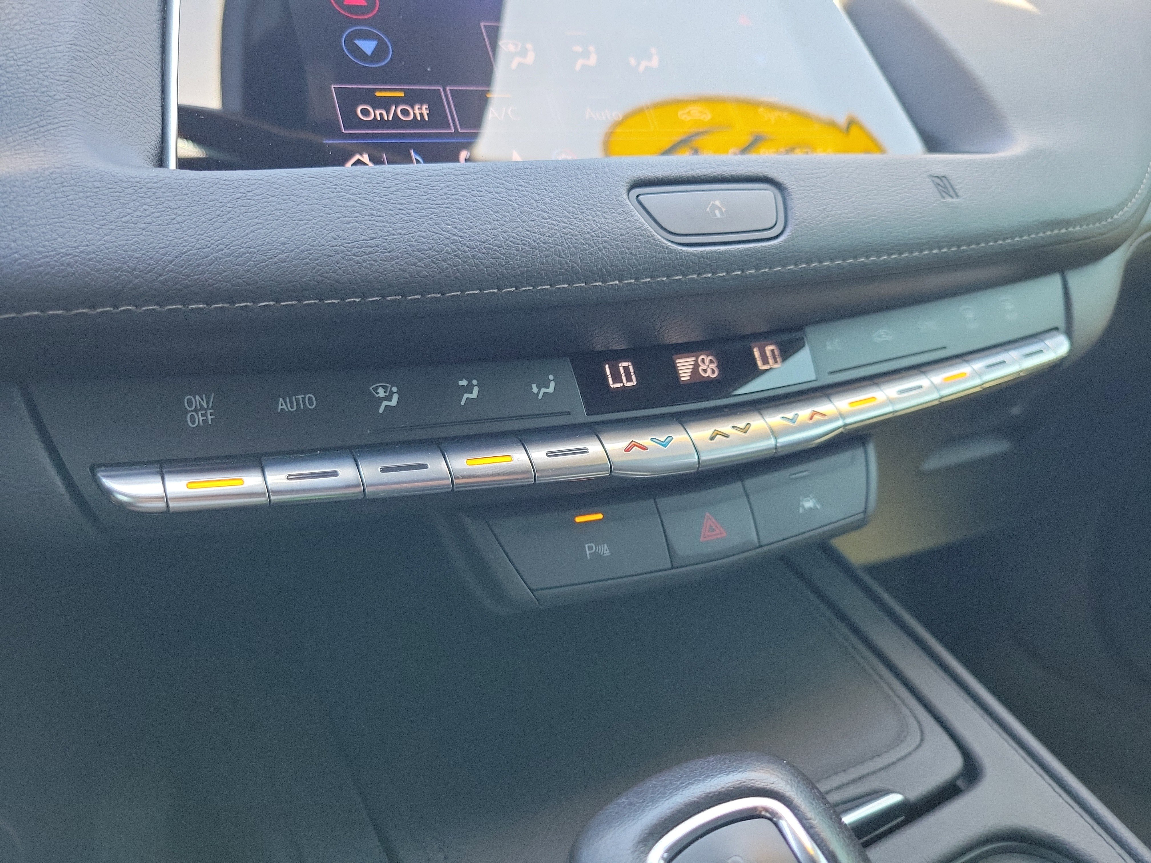 Used 2019 Cadillac XT4 Premium Luxury w/ Technology Package image 22